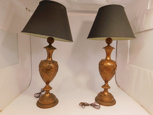 2 Lamps