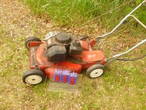 lot 5 image: Toro 21 Push mower. Good running condition. As shown.
