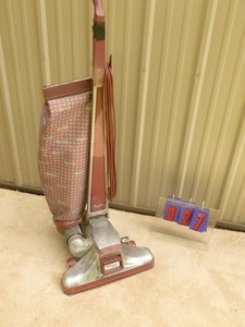 lot 27 image: Kirby Legand 2 vacuum. Nice condition. Tested & works. As shown.