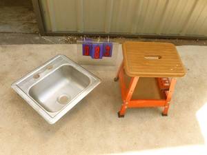 lot 83 image: Small stool & bar sink. As shown.
