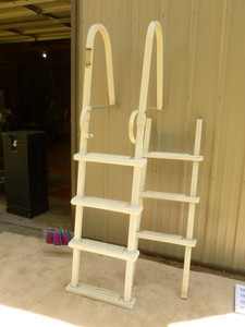 lot 85 image: Pool ladder. 6 to top. As shown.
