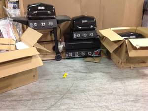 PALLET WITH DYNO-GLO GRILLS SEE PICS