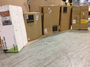 PALLET WITH ELKAY SINKS SEE PICS