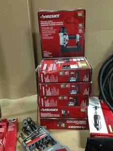 PALLET WITH HUSKY TOOLS SEE PICS