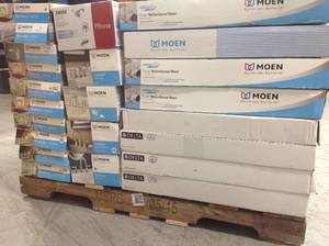 PALLET WITH USED MOEN COMPLETE FAUCET SETS