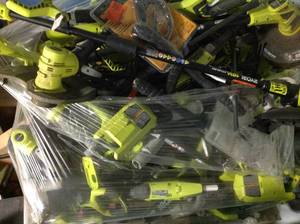 PALLET WITH RYOBI LAWNCARE & OUTDOOR TOOLS