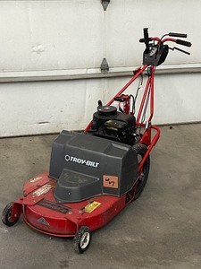 lot 7 image: Troy-Bilt Tuff-Cut 22 Field Mower