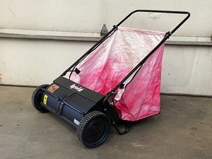 lot 10 image: Agri-Fab Lawn Sweeper