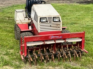 lot 1 image: Ventrac 4000-Series Articulating Tractor With Hydraulic Blade