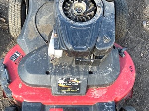 lot 13 image: Toro 30 Lawn Mower