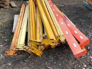 lot 16 image: Pallet Racking Load Beams