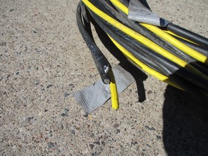 lot 7 image: 100 AMP WIRE