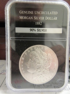 lot 107 image: UNCIRCULATED 1882 MORGAN SILVER DOLLAR