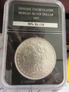 lot 117 image: UNCIRCULATED 1897 MORGAN SILVER DOLLAR