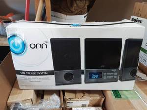 lot 47 image: New Onn Mini Stereo System