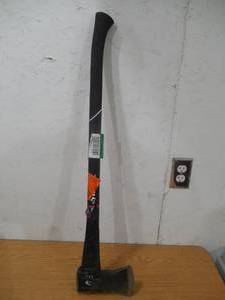 lot 130 image: Husky 3.5 lb. Premium Single Bit Michigan Axe with 34 in. Fiberglass Handle