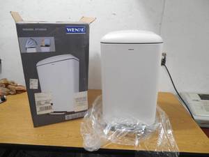 lot 7 image: Wenko Primo 10.6 Gal. White Dual Bin Step-On Trash Can