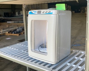 lot 48 image: Digital Incubator H2200-HC wTransformer - SHIPPING AVAILABLE
