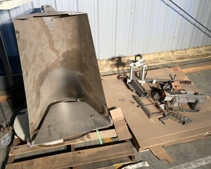 lot 24 image: Conveyor Parts, Hopper, etc