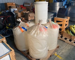 lot 51 image: Poly Liquid Tanks