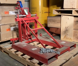 lot 27 image: Dayton 55 Ga. Drum Lifter 21VG56