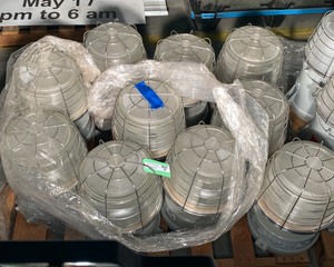lot 30 image: Pallet of Hazardous Area Lights 250 watt, Class 1 Div 2