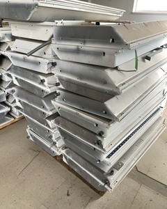 lot 472 image: Bulk Pallet of Recessed Lighting Fixtures