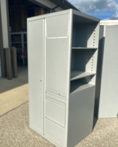 lot 426 image: Storage LockerTower