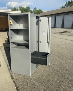 lot 420 image: Storage LockerTower