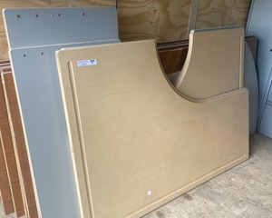 lot 427 image: Work Area Surfaces
