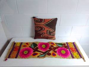 lot 107 image: VINTAGE Hanging Tapestry & Pillow
