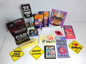 lot 144 image: Collection of Adult & Gag Gifts