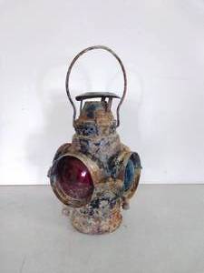lot 153 image: VINTAGE Adlake Railroad Lantern