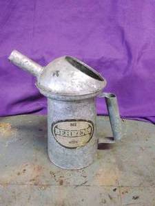 lot 14 image: Behrens Oil Can