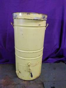 lot 28 image: Old Sifting Can