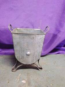 lot 32 image: Old FRIES Mixer
