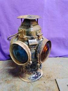 lot 82 image: Train Lantern Adlake
