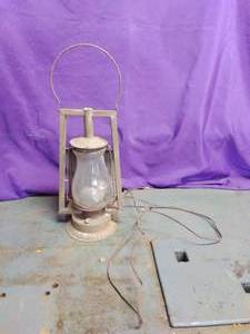 lot 87 image: Converted Train Light