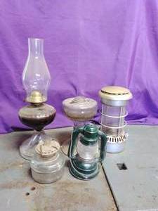 lot 88 image: 5 Misc Lamps
