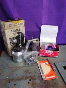 lot 222 image: Misc Paint Sprayers and Supplies