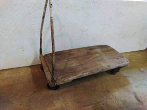 lot 224 image: Old Dolly Cart