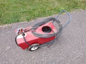lot 240 image: Power Washer