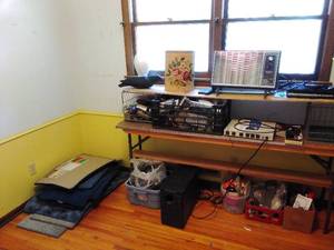 lot 171 image: Everything in pics