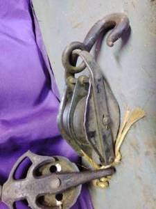lot 193 image: Block & Tackle