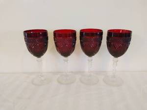 4 Avon Cape Cod Wine Glasses
