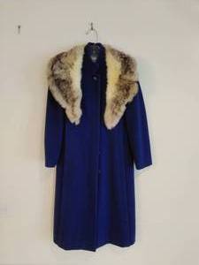 VINTAGE Blue Wool Coat with Detachable Fur Collar
