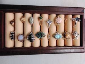 16 Rings of Various sizes