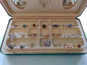 Lot of 22 Rings