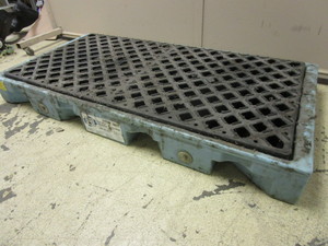 lot 604 image: MODULAR SPILL DECK