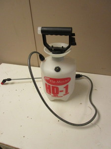 lot 607 image: FLO-MASTER HEAVY-DUTY 1-GALLON SPRAYER